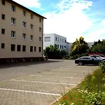 Airport Walldorf 4*