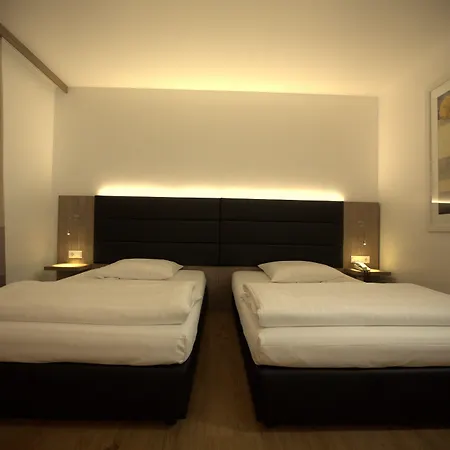 酒店 Airport Walldorf 墨菲尔登-瓦尔多夫