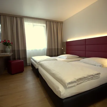 Airport Walldorf 酒店