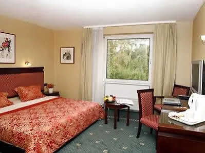 Airport Walldorf Otel 4*