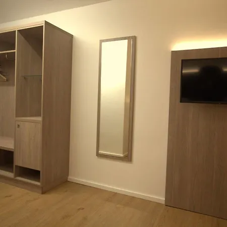 Airport Walldorf Hotel 4*