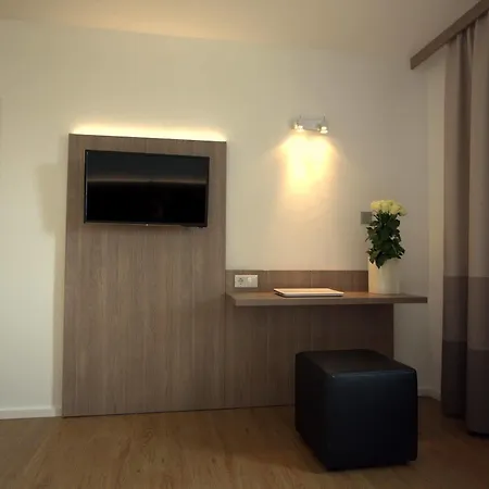 Airport Walldorf Hotel