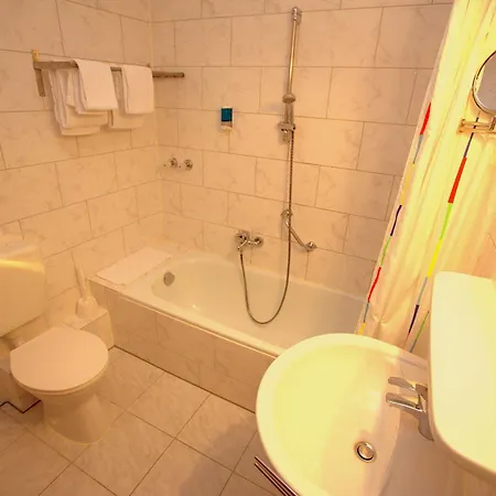 Airport Walldorf Hotel