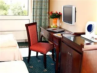 Airport Walldorf Hotel